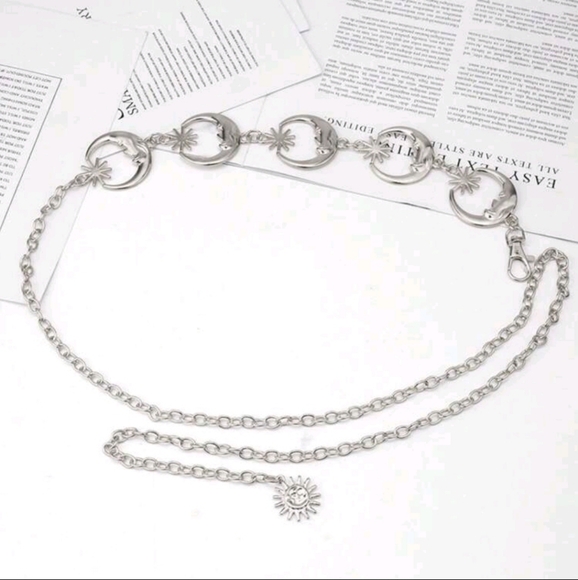 Moon & Stars Silver Chain Belt - Picture 15 of 16